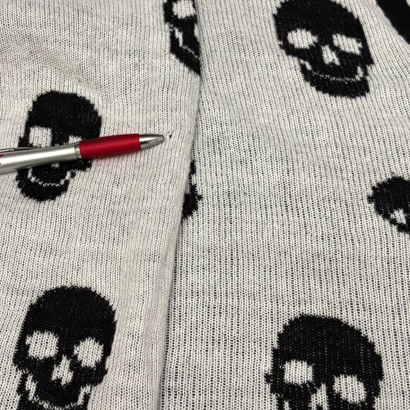 Vintage Y2K Smiling Skulls Women Oversized Cardigan XL Goth Emo Grunge Button up - Picture 13 of 15